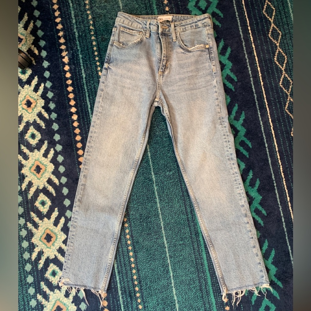 Zara High Waist Straight Jeans Sz 4